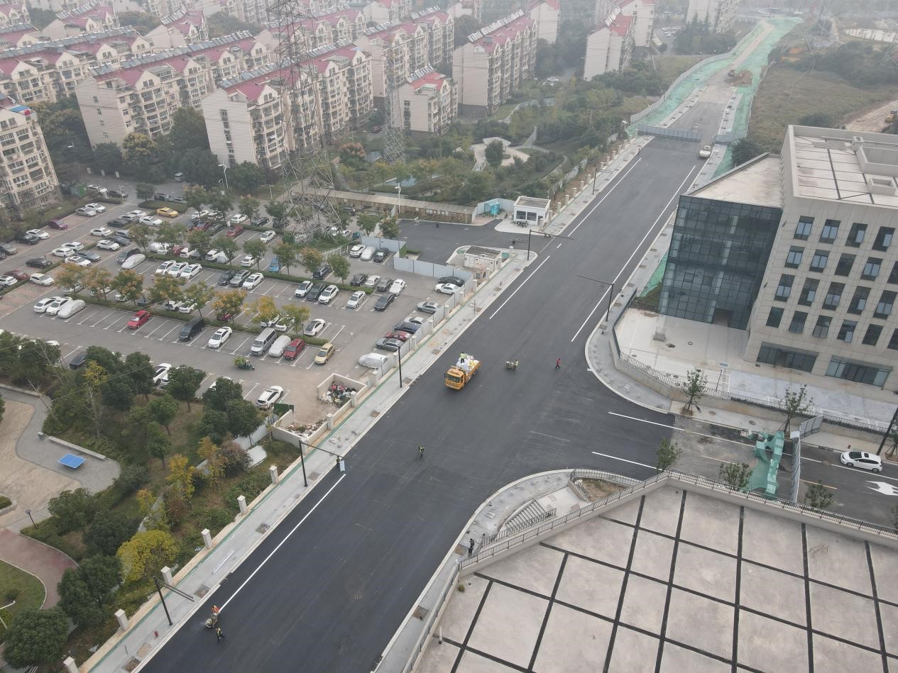 即将完工！盘城2号地块配套道路实景图来了
